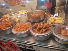 -柳州肥姨妈大骨螺蛳粉(东靖路店)