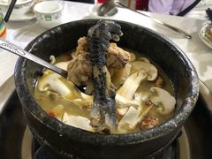 -鲁朗纳麦石锅鸡庄园