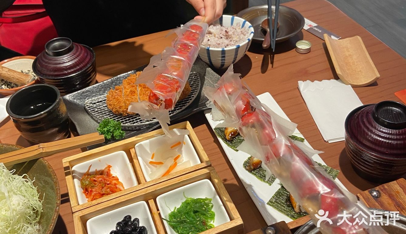 好多年的幸福感就是这了，不过有的人请也不跟我在这吃