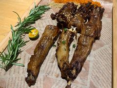 石头烤整根羊尾尖-蒙料·手把肉(望京店)