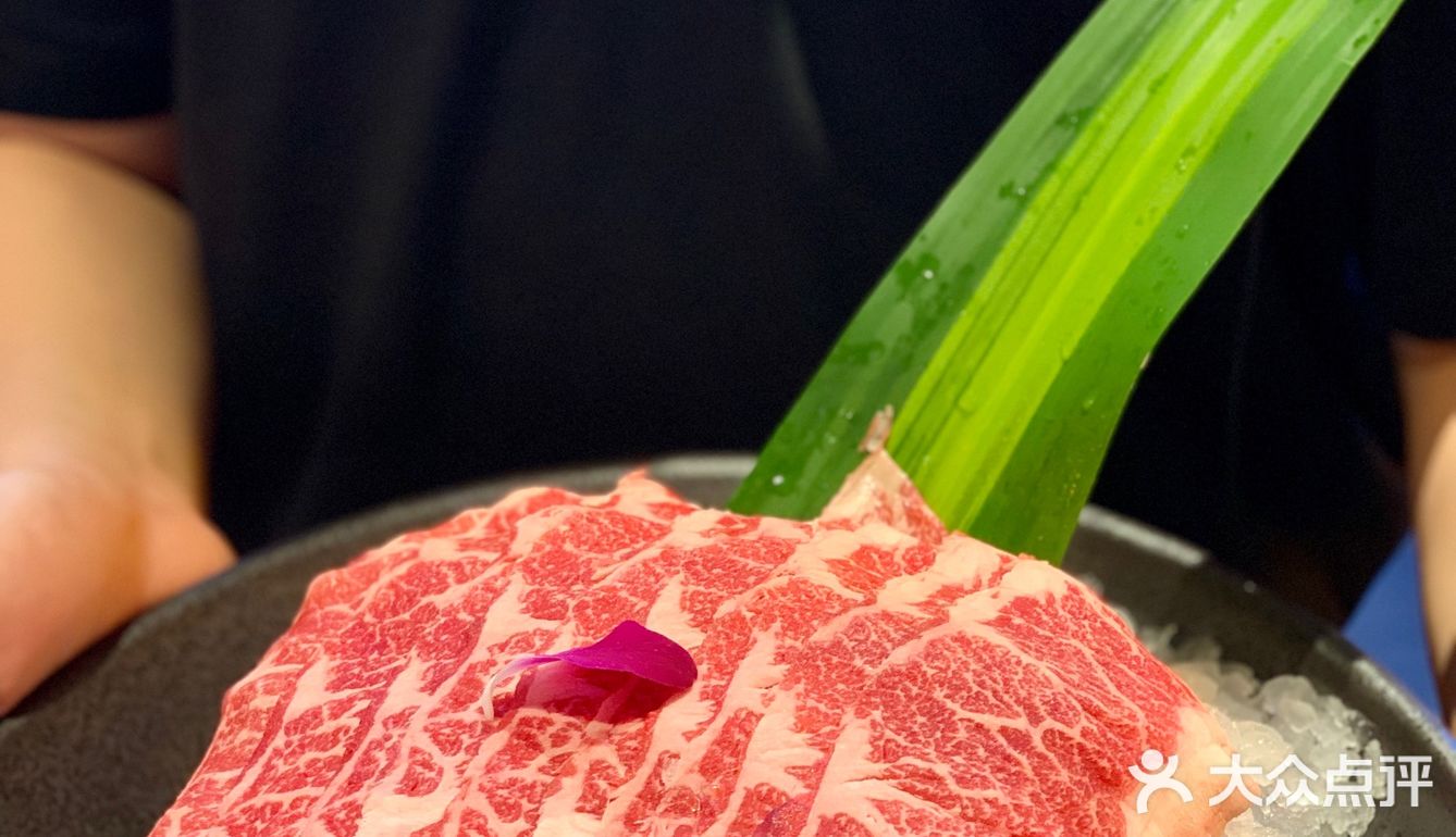 重庆火锅人间烟火在渝利‼️锅底正牛肉嫩真绝了