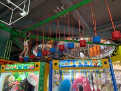 -嗨翻Hi-Fun竞技主题乐园·蹦床团建生日聚会(五棵松华熙店)