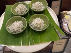 -广州万富希尔顿酒店·感趣自助餐厅·金秋蟹宴生蚝海鲜刺身