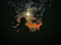 -鬼笑石后山停车场