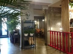 -HIGH FIVE哈福手工汉堡(桂林路店)