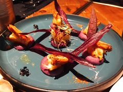 煎虾配紫薯泥薯片及姜味柠檬汁-AZUL by FUEL蓝色·法式酒馆(琶醍店)