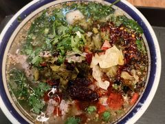 -云阿蛮云南生烫牛肉米线(奉贤路店)