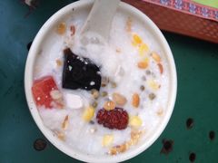 -海口骑楼小吃街