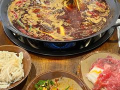 -黄潇洒老火锅(九眼桥宏济巷店)