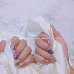 -米小兔美甲美睫