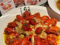 -龙巢盱眙龙虾·牛蛙·烧烤宵夜(八卦岭店)