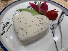 -匠心牛公馆·潮汕牛肉海鲜火锅(索菲特店)