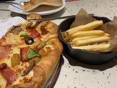 -必胜客(WOW中心城店)