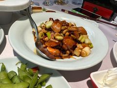 宫保鸡丁-味+新京宴·烤鸭·北京菜(创意谷店)