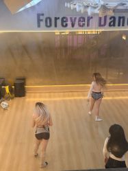 -YASAKI国际舞蹈中心