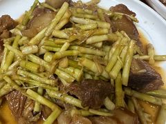 -芦茨金富饭庄·25年老字号·专做稻草鸡