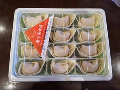 刀鱼馄饨-老半斋(福州路店)