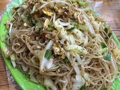 -蚝哥花姐湛江烤生蚝(美丽湾市场店)