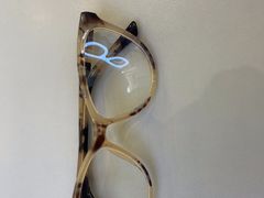 -爱视眸Eyeblling眼镜·依视路·蔡司镜片折扣店(百联南方商城购物中心)