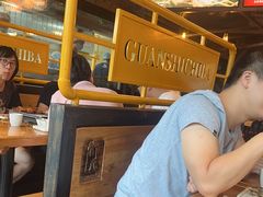 -管氏翅吧(中关村店)