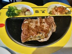 -豪客来牛排(中央花苑店)
