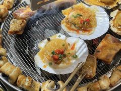 -围炉肉舍•炭烤活鳗•丹东海鲜烤肉(步行街店)