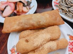 腊肉春卷-東茅街茶馆