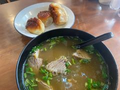 -舒蔡记生煎菜饭(云南中路店)