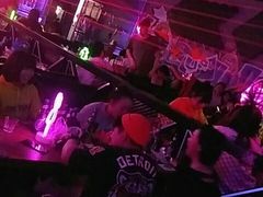 -UP嘻哈酒吧(粉巢店)