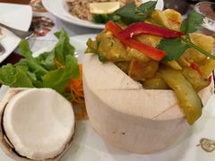 -Thai Pothong Restaurant