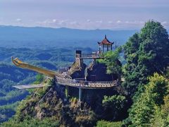 -玻璃桥景区石牛寨