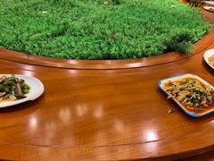 -壹号院音乐餐厅•烤全羊•新疆菜(浐灞店)