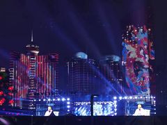 -万绿园