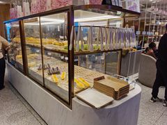 面包甜点陈列柜-奈雪的茶(湖滨银泰in77C区PRO店)