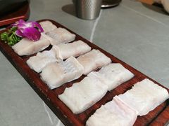 -围炉肉舍•炭烤活鳗•丹东海鲜烤肉(步行街店)