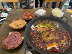 -黄潇洒老火锅(九眼桥宏济巷店)