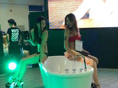 -上海跨国采购会展中心