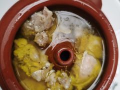 汽锅鸡-蔼若春.传承三十年云南菜(金碧公园店)