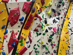 -问山MountQuest攀岩馆