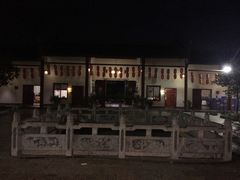 -何乡别院·中式农庄(姑婆山大道店)