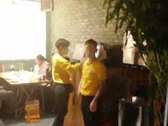 -街角等你.大连海鲜烧烤(西安路店)