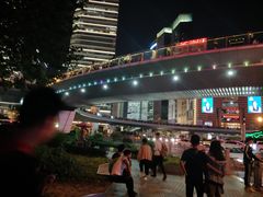 -陆家嘴空中步行连廊