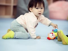 -蓝鲸奇亲子游泳俱乐部