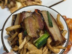 -小三峡食府(西五路店)