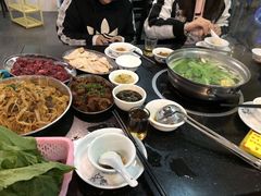 -牛一煲美食(江高店)