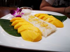 -Dang restaurant (patong phuket)