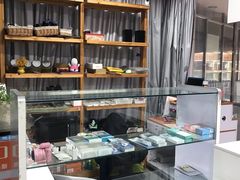 -修卜凡二手严选店·手机维修·回收租赁(川沙地铁站店)