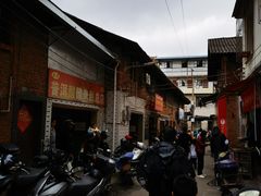 -正宗杨记普洱酸醋米线(总店)