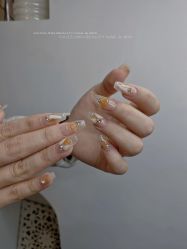 -DAZZLING BEAUTY美甲•美睫专门店