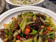 -邑金陵北京烤鸭店·现炒家常菜(ITC MALL店)
